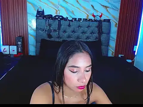 Meryandcris online show from 27, 11, 2025