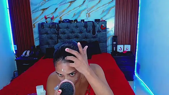 Snapshot of Meryandcris chatting on 18, 3, 2026 Meryandcris online show from 18, 3, 2026