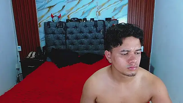 Snapshot of Meryandcris chatting on 24, 3, 2026 Meryandcris online show from 24, 3, 2026