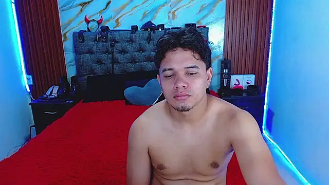 Snapshot of Meryandcris chatting on 29, 3, 2026 Meryandcris online show from 29, 3, 2026