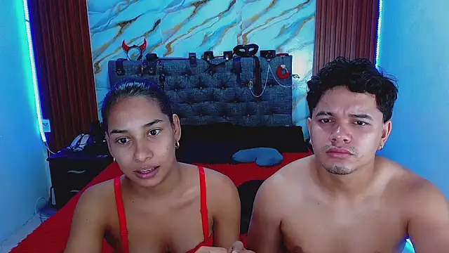 Snapshot of Meryandcris chatting on 1, 4, 2026 Meryandcris online show from 1, 4, 2026