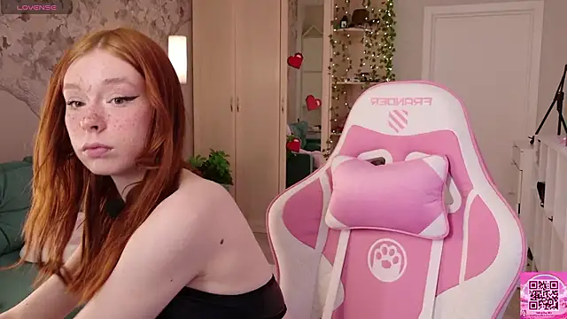 Snapshot of eva_aria chatting on 10, 3, 2026 eva aria online show from 10, 3, 2026