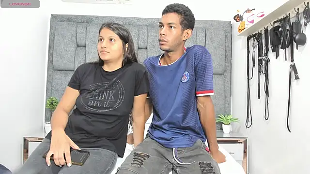 Snapshot of HoneyLovers_OS chatting on 29, 11, 2025 HoneyLovers OS online show from 29, 11, 2025