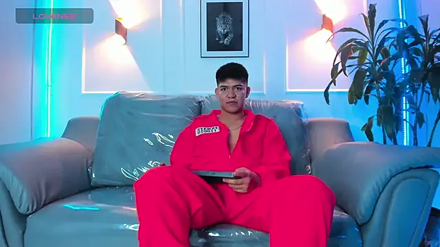 Paul 27  online show from 28, 11, 2025