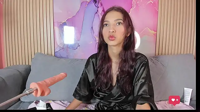 Snapshot of Maybeelin_ chatting on 1, 12, 2025 Maybeelin online show from 1, 12, 2025