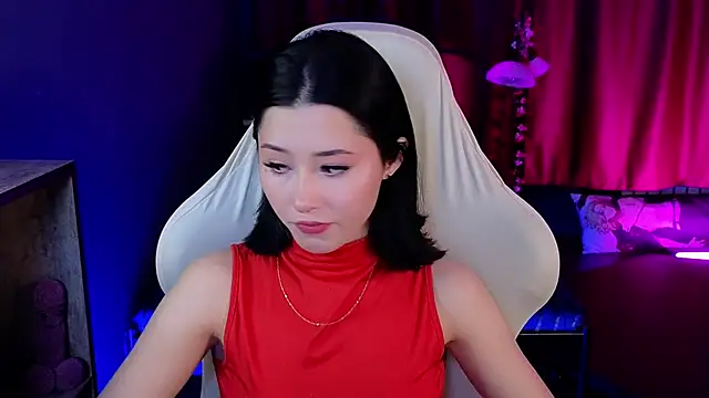 Snapshot of RedMidnight chatting on 10, 4, 2026 RedMidnight online show from 10, 4, 2026