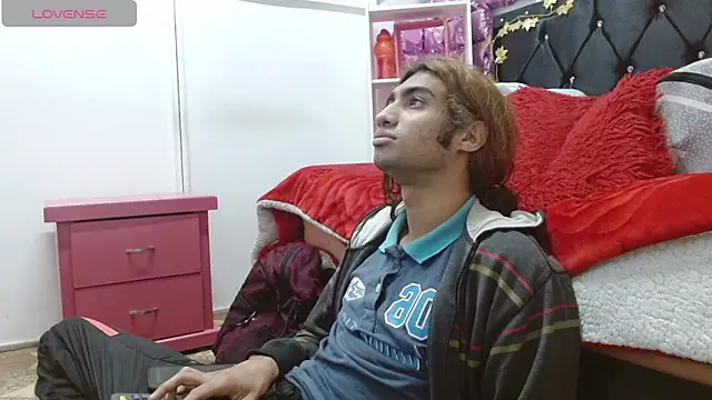 andresdark 07 online show from 6, 1, 2026