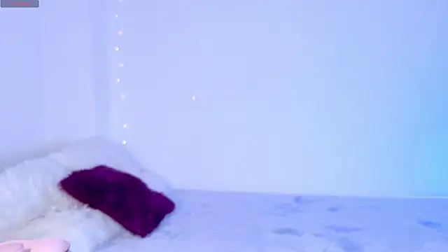 Snapshot of Naughtybunnyy_ chatting on 17, 4, 2026 Naughtybunnyy online show from 17, 4, 2026