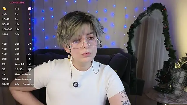 Spider Arti online show from 15, 12, 2025