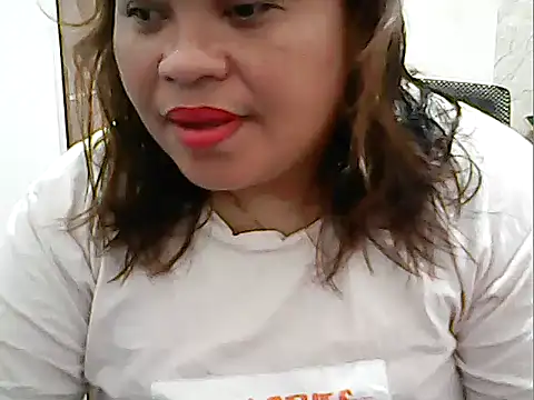 Snapshot of cutechubby chatting on 5, 4, 2026 cutechubby online show from 5, 4, 2026
