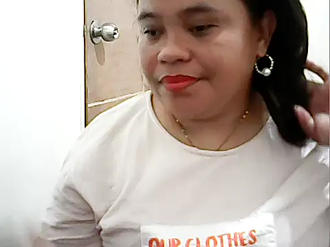 Snapshot of cutechubby chatting on 26, 4, 2026 cutechubby online show from 26, 4, 2026