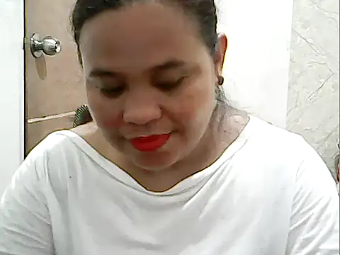 Snapshot of cutechubby chatting on 17, 5, 2026 cutechubby online show from 17, 5, 2026