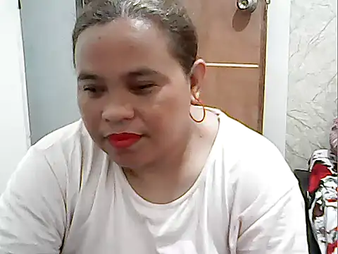 cutechubby online show from 17, 6, 2026