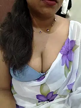 Snapshot of sneha062 chatting on 3, 12, 2025 sneha062 online show from 3, 12, 2025