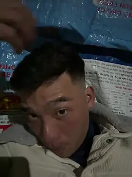 Snapshot of sanu551 chatting on 17, 12, 2025 sanu551 online show from 17, 12, 2025