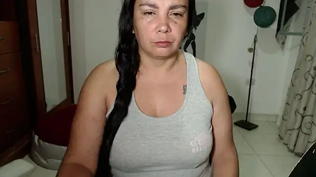 Snapshot of vivian-milf chatting on 11, 4, 2026 vivian-milf online show from 11, 4, 2026