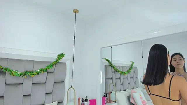 Snapshot of gaby_smit__ chatting on 17, 3, 2026 gaby smit online show from 17, 3, 2026