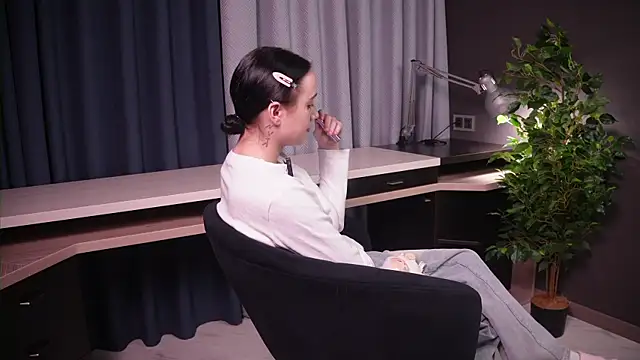 Snapshot of JesseGudgel chatting on 30, 11, 2025 JesseGudgel online show from 30, 11, 2025