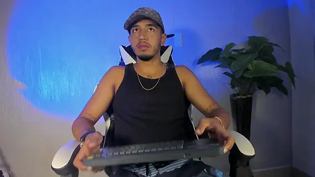 Brand Collins online show from 19, 12, 2025