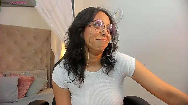 Scarlett musik online show from 5, 2, 2026