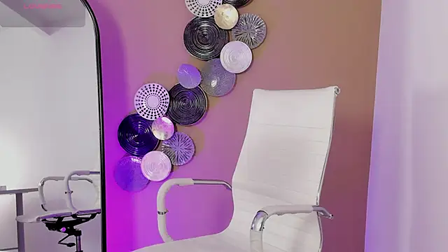 luna cute   online show from 17, 12, 2025