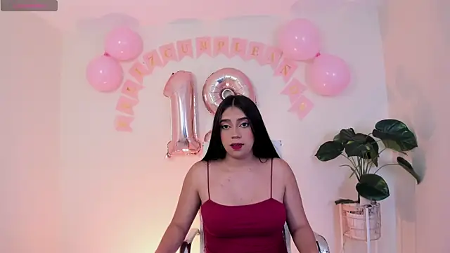 luna cute   online show from 20, 2, 2026