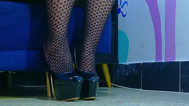 AriesVelvet online show from 3, 3, 2026