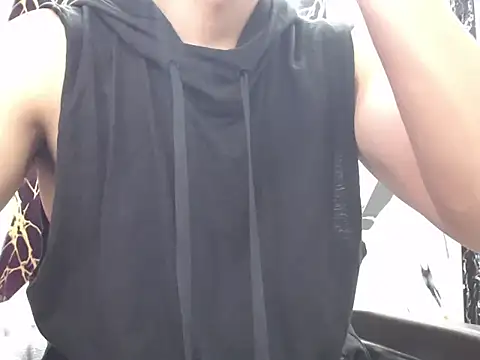 Snapshot of simonm667 chatting on 10, 4, 2026 simonm667 online show from 10, 4, 2026