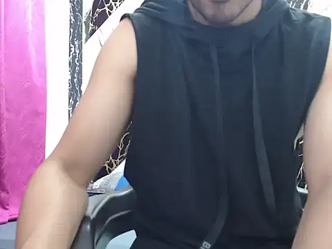 Snapshot of simonm667 chatting on 17, 5, 2026 simonm667 online show from 17, 5, 2026