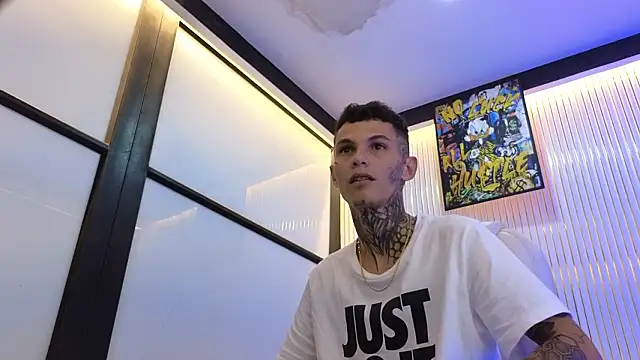 Snapshot of Paulo_527 chatting on 16, 3, 2026 Paulo 527 online show from 16, 3, 2026