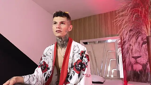 Snapshot of Paulo_527 chatting on 3, 4, 2026 Paulo 527 online show from 3, 4, 2026