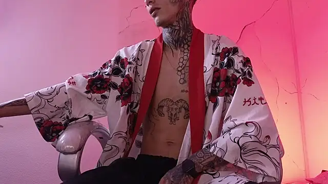 Snapshot of Paulo_527 chatting on 21, 4, 2026 Paulo 527 online show from 21, 4, 2026