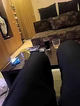 Snapshot of w1cked_couple chatting on 5, 3, 2026 w1cked couple online show from 5, 3, 2026