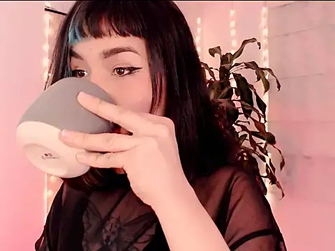 Snapshot of justmartina_ chatting on 4, 3, 2026 justmartina online show from 4, 3, 2026