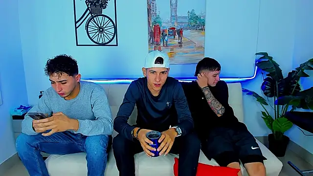 Crazy porkys online show from 13, 3, 2026