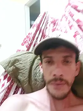 Snapshot of Surf_boy8 chatting on 5, 12, 2025 Surf boy8 online show from 5, 12, 2025