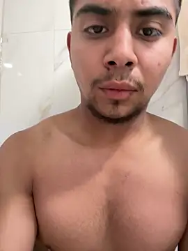 Snapshot of Montana-13 chatting on 27, 4, 2026 Montana-13 online show from 27, 4, 2026