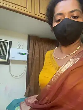 Snapshot of TeddyLover5 chatting on 22, 4, 2026 TeddyLover5 online show from 22, 4, 2026