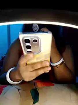 Snapshot of priya2098 chatting on 18, 6, 2026 priya2098 online show from 18, 6, 2026