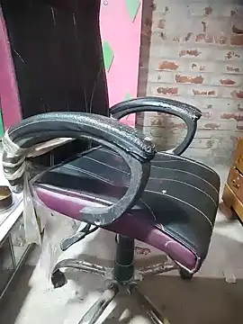 livaroy online show from 28, 11, 2025