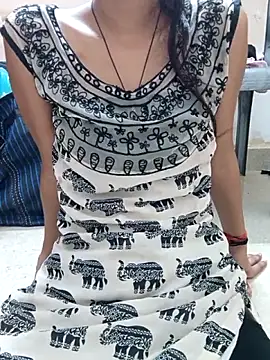 Snapshot of Cute_Saanvi7 chatting on 27, 4, 2026 Cute Saanvi7 online show from 27, 4, 2026