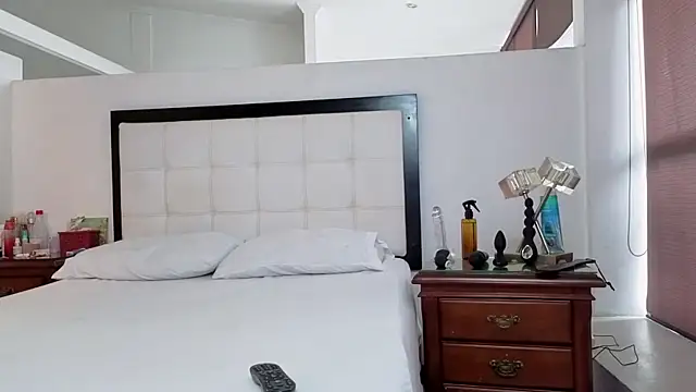 CerecitaQueenn online show from 10, 1, 2026