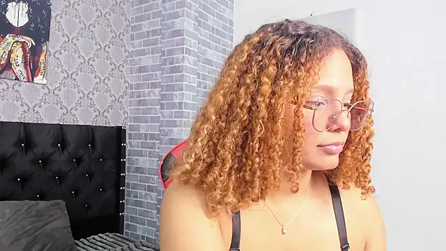 Crystal bunn online show from 29, 11, 2025