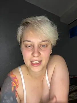 Tattooed slapq online show from 28, 11, 2025