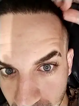 Snapshot of hazarcannn chatting on 27, 11, 2025 hazarcannn online show from 27, 11, 2025