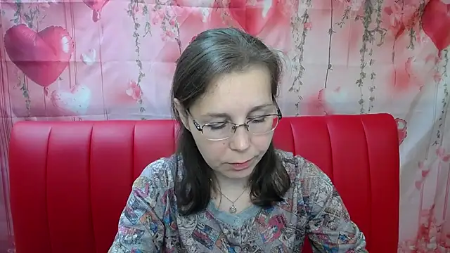 Snapshot of DaisyEdit chatting on 25, 4, 2026 DaisyEdit online show from 25, 4, 2026