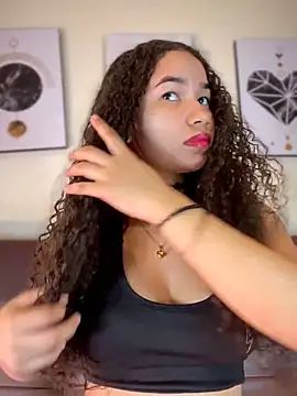 Snapshot of ZoeyFierce chatting on 2, 3, 2026 ZoeyFierce online show from 2, 3, 2026