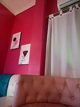 Snapshot of ZoeyFierce chatting on 4, 3, 2026 ZoeyFierce online show from 4, 3, 2026