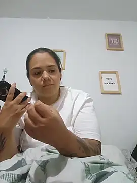 LoreinnFox online show from 17, 5, 2026