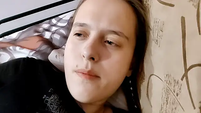 SophieHazely online show from 17, 12, 2025